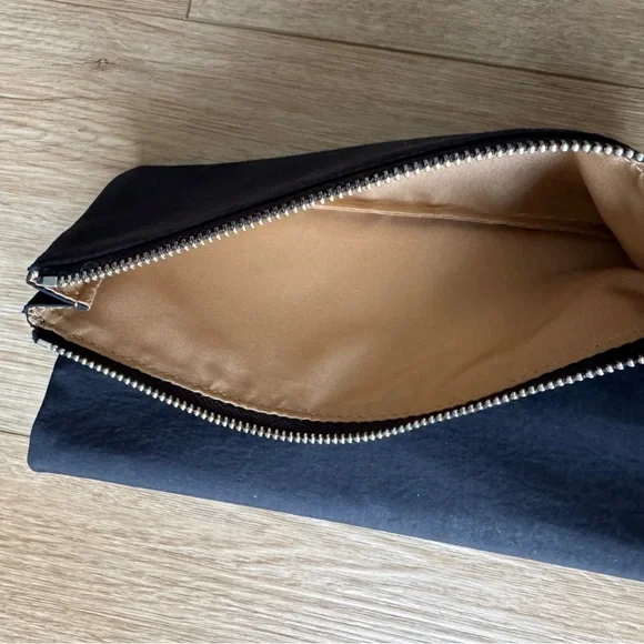 Hobonichi Techo Original/Planner Cover [A6 Cover Only] Tragen (Black) - Picture 5 of 7